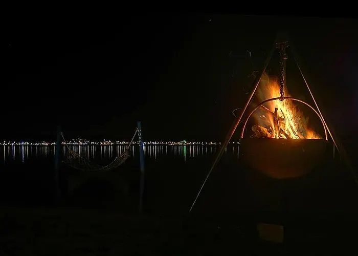 Cunda Hotel Hotell 2*