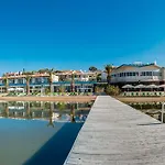Otel Cunda Ayvalı