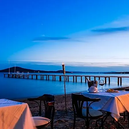Cunda Ayvalı
