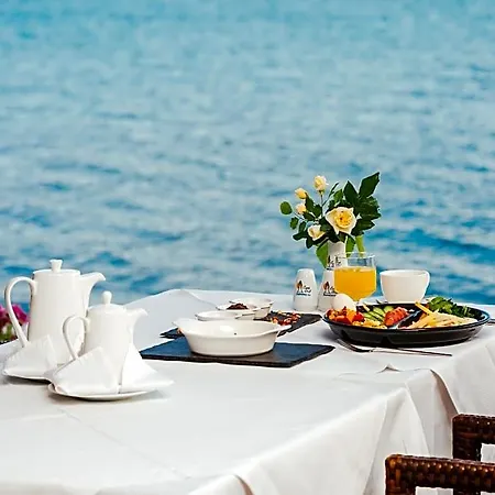 Hotel Cunda