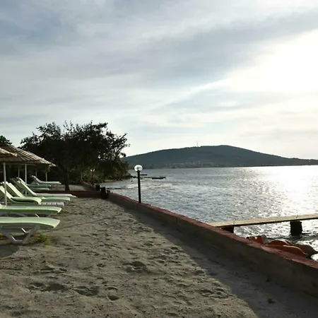 Cunda فندق